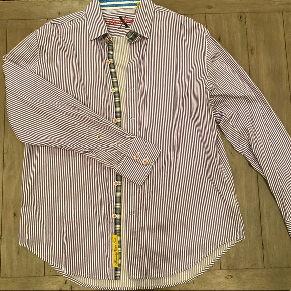 Men’s Robert Graham dress shirt. - Picture 1 of 3